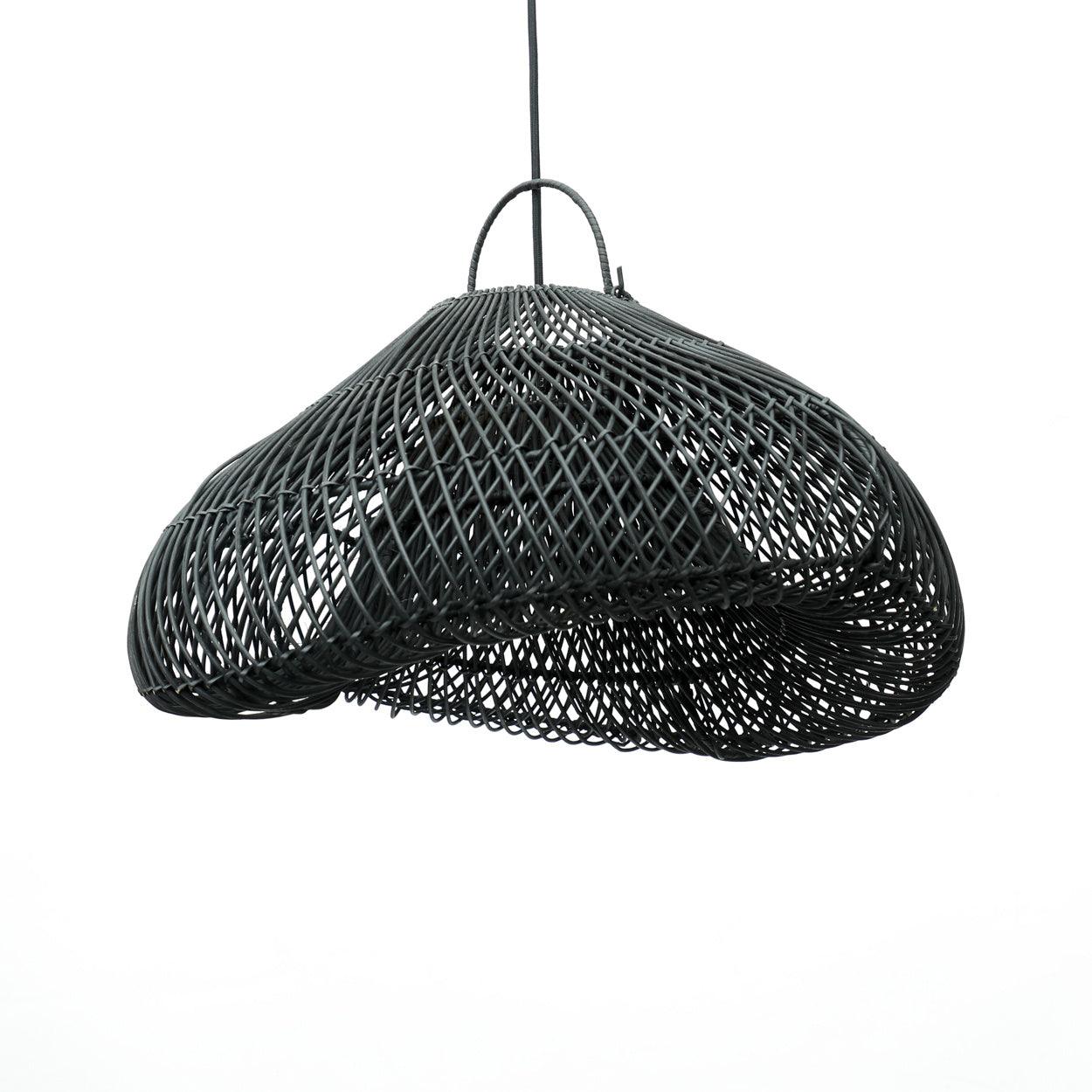 Große Pendelleuchte aus Rattan - The Cloud Pendant - Paul & Romi