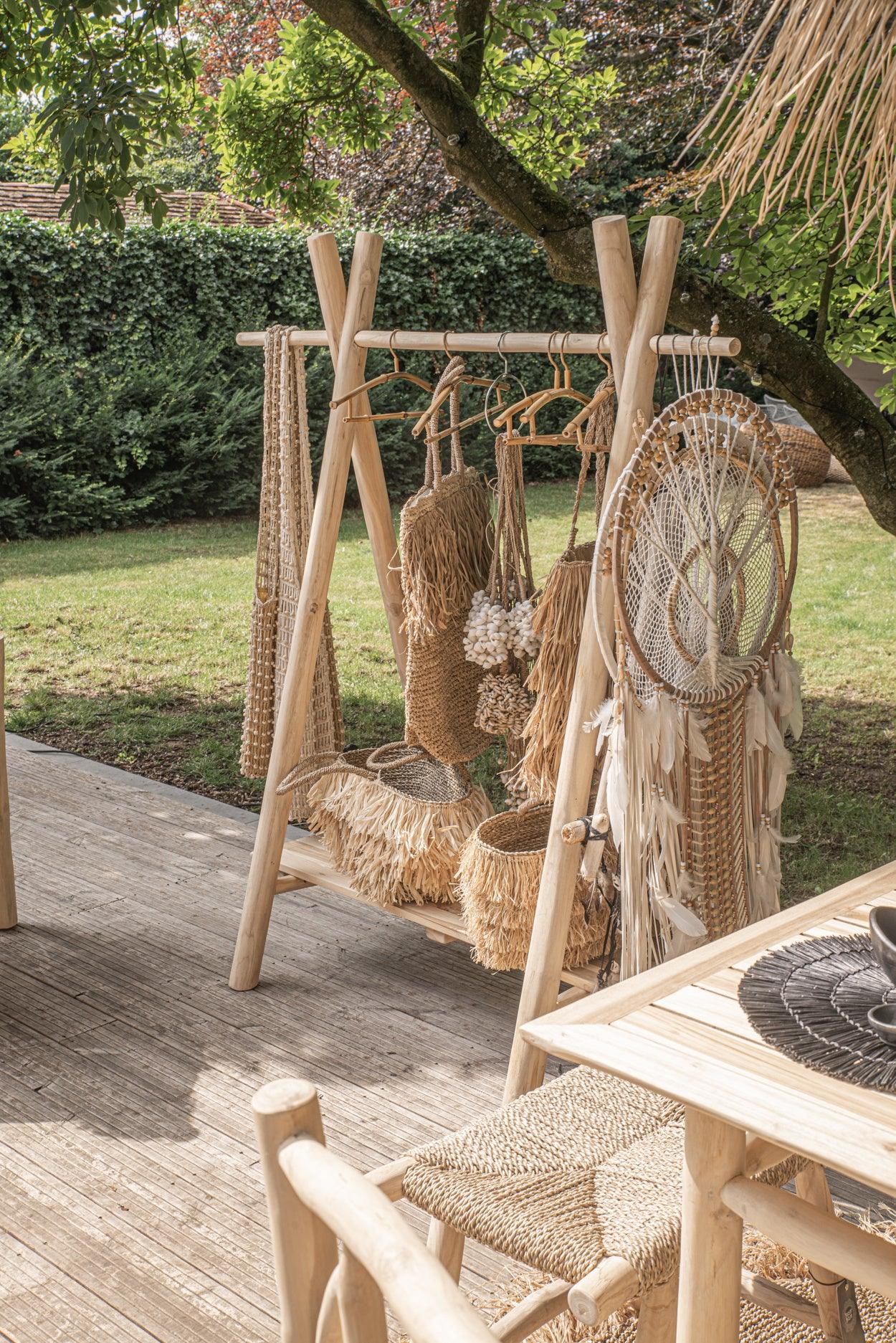 Kleiderständer aus Teak - The Cloth Rack - Paul & Romi